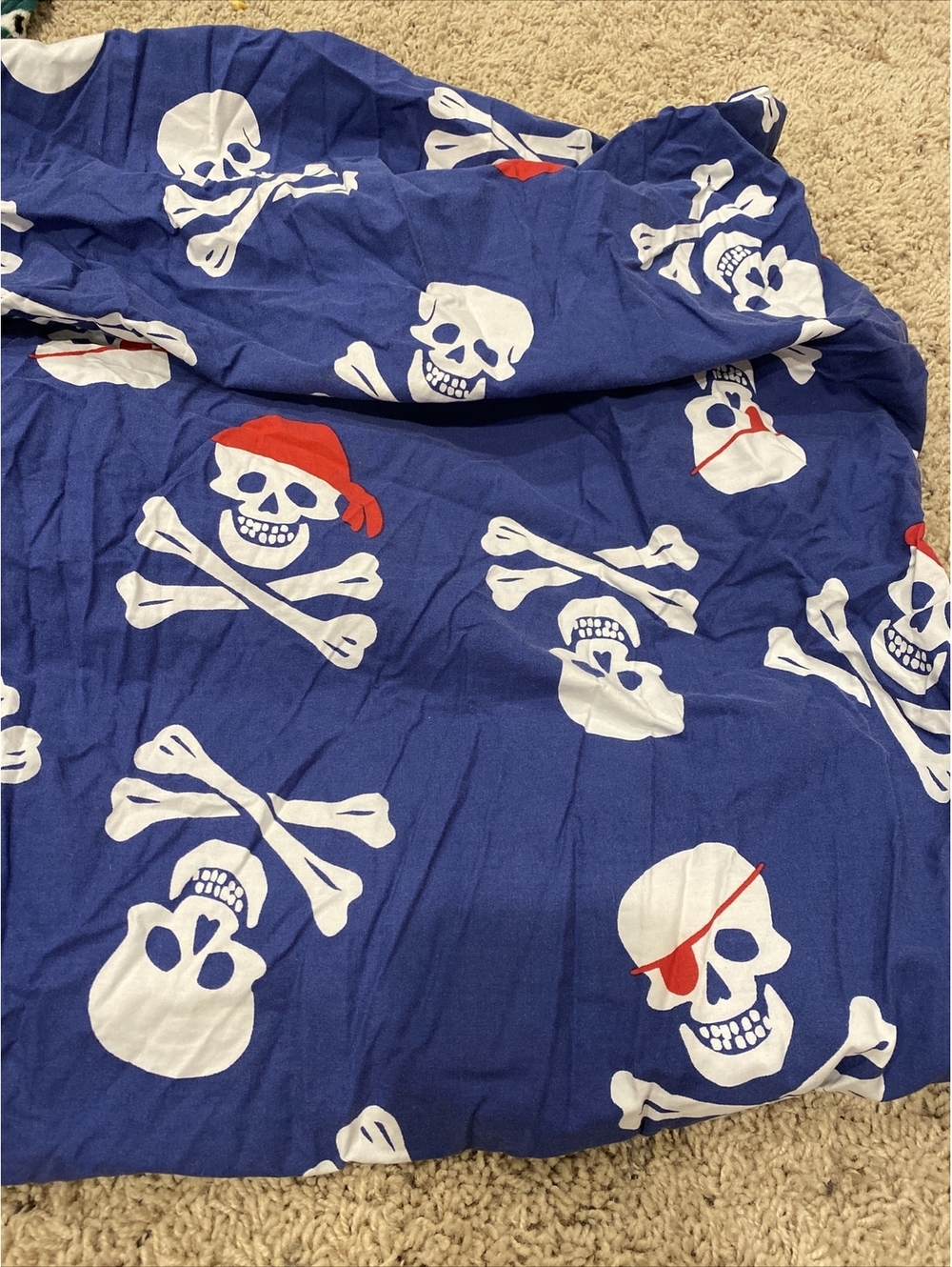 CompanyKids Pirate Skull And Bones Eye Patch fitted Twin Sheet & Pillowcase